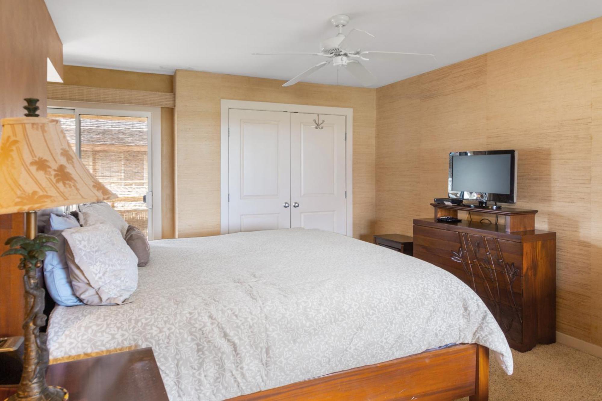 Lotus Suite, 1 Bedroom, Sleeps 4, Pool & Bbq, Pre-Renovation Summer Sale Kihei Luaran gambar